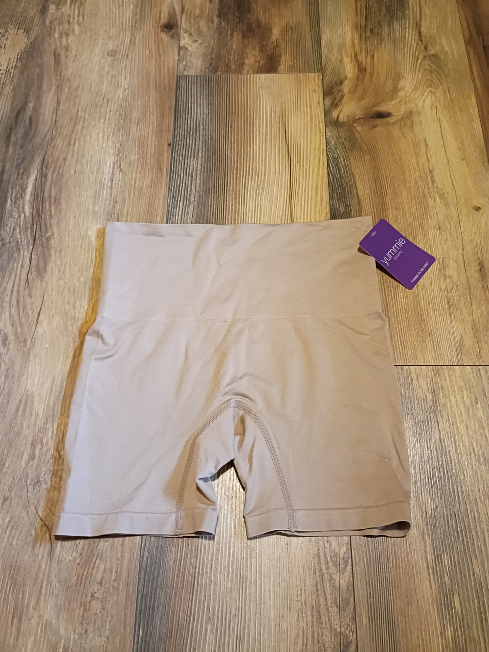 High-Waist Shaping Shorts in Nude